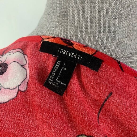 Forever21 Red Floral Crop Wrap‎ Top Tie Waist - Picture 7 of 8